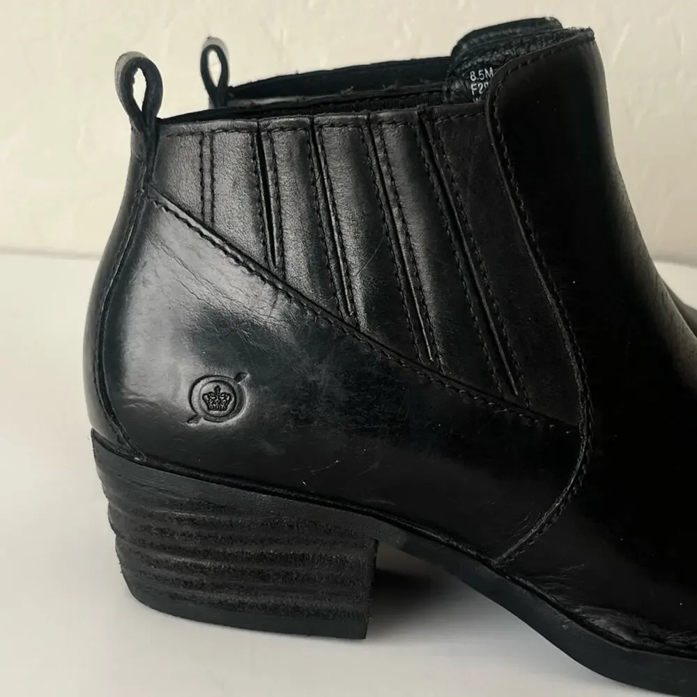 Born Beebe Leather ankle boots black 9